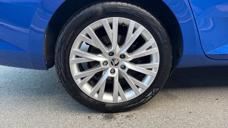 Skoda Superb 2.0 TDI CR SE L 5dr DSG Diesel Hatchback